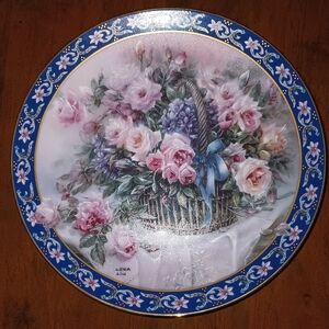 Lena‎ Liu Basket Bouquets "Roses" plate